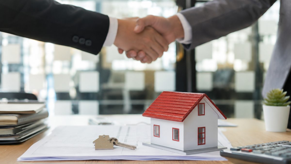 Property & Real Estate Lawyer